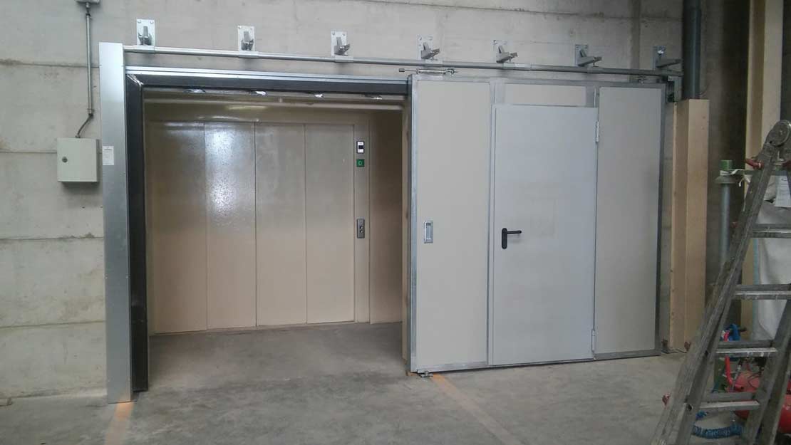 Puerta cortafuegos industrial