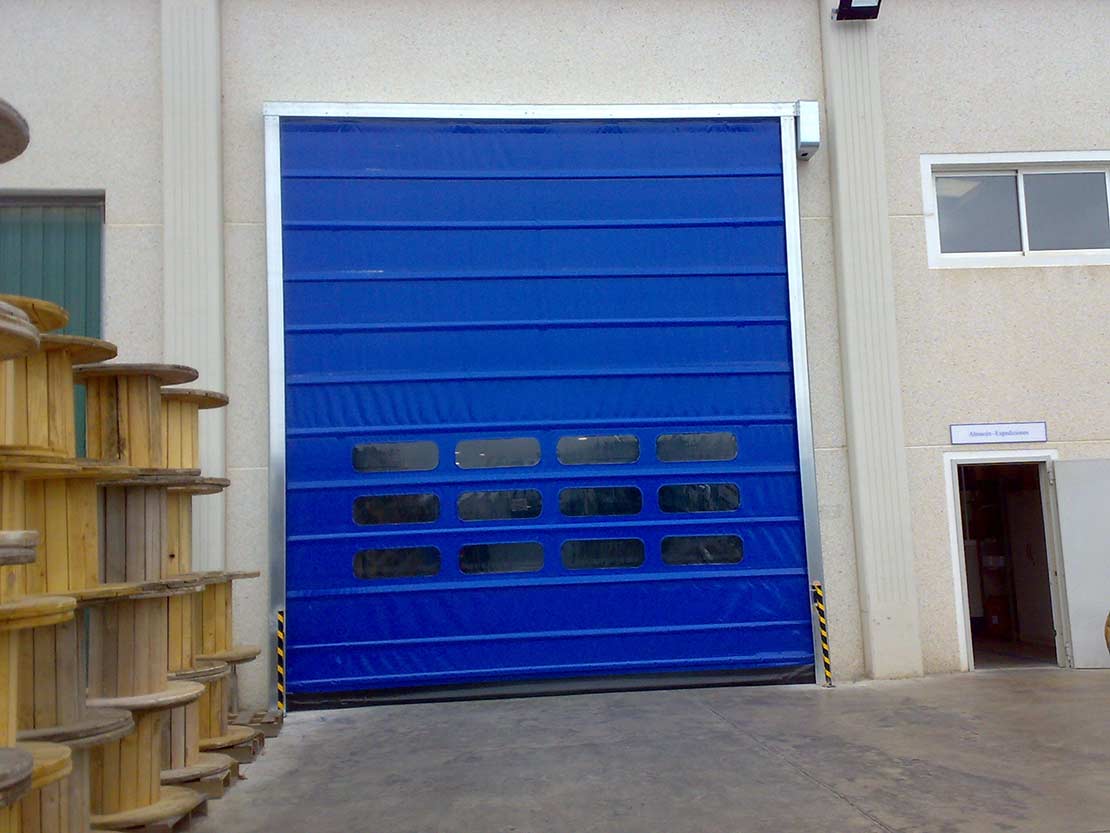 Puerta rápida plegable